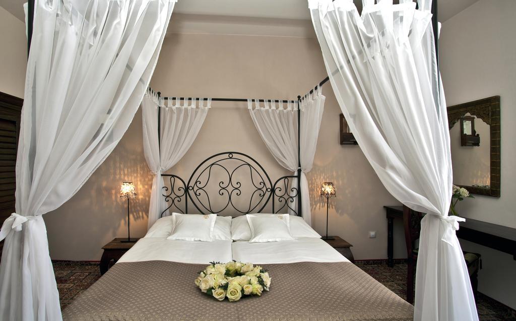 Hotel Tacl Holešov Esterno foto